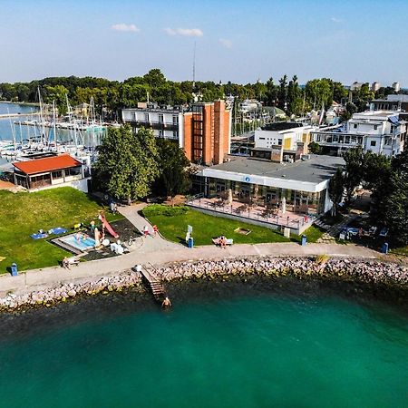 Hotel Molo Siófok Esterno foto